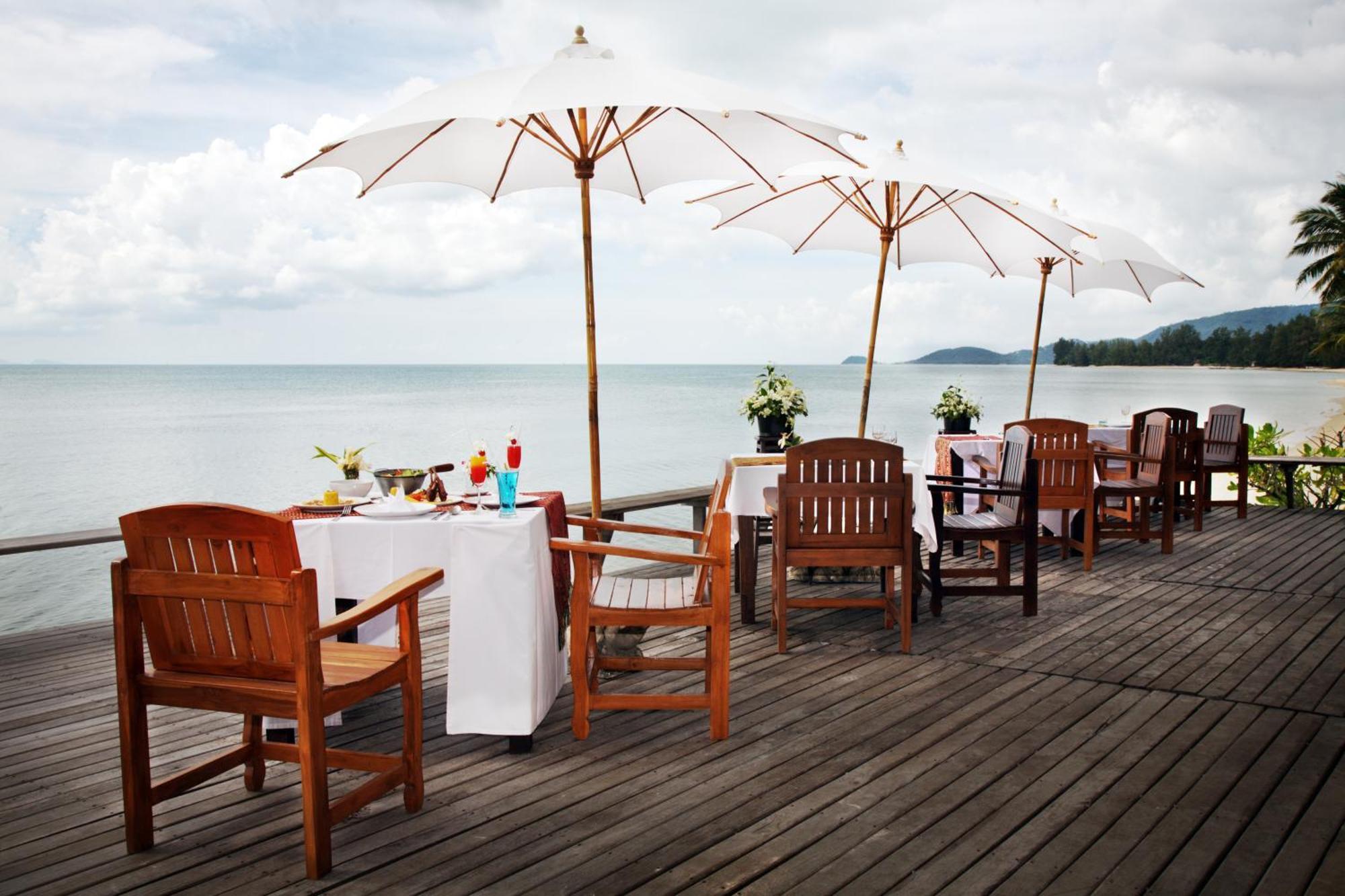 Lipa Lodge Beach Resort Lipa Noi Extérieur photo