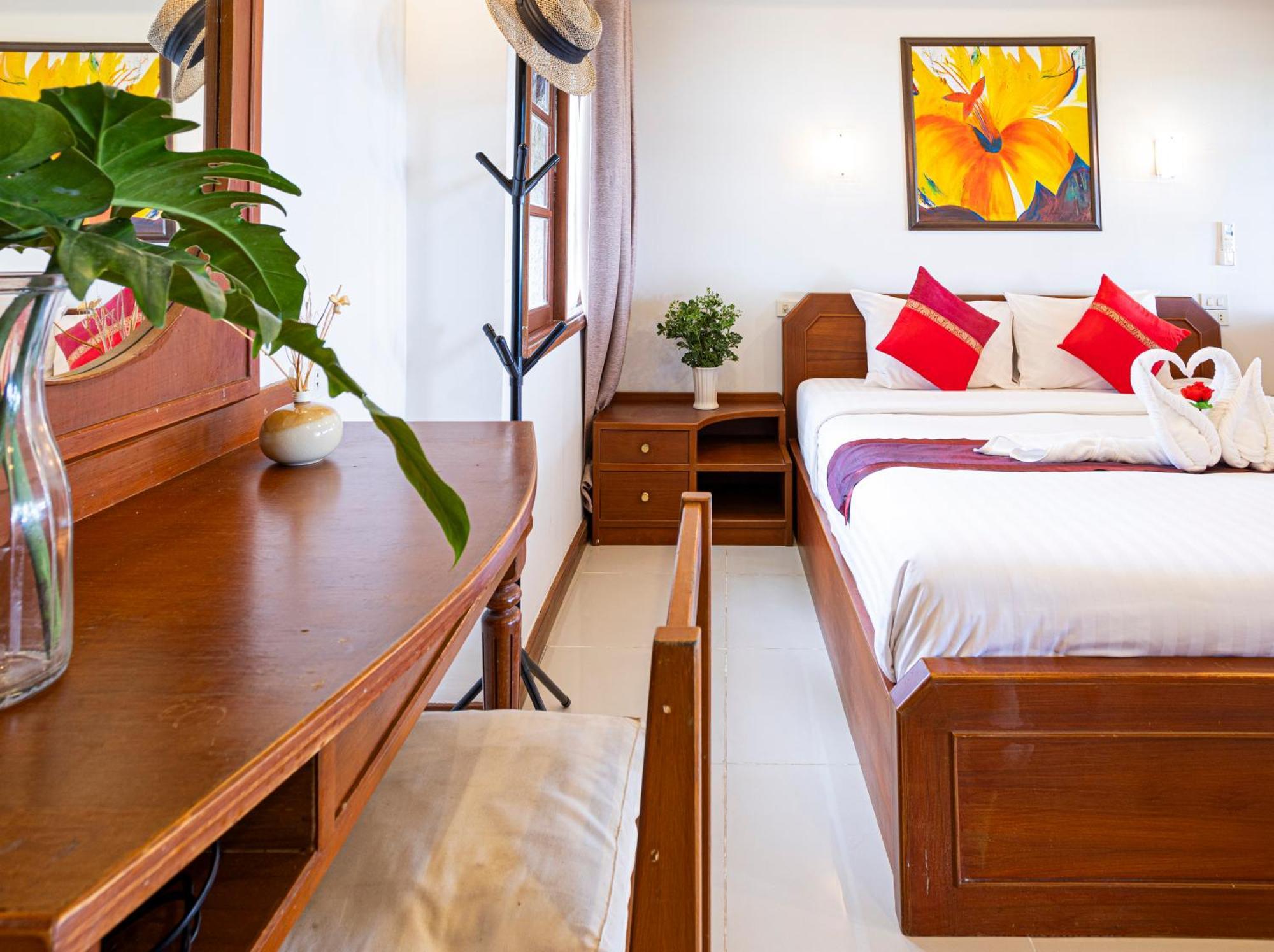 Lipa Lodge Beach Resort Lipa Noi Extérieur photo