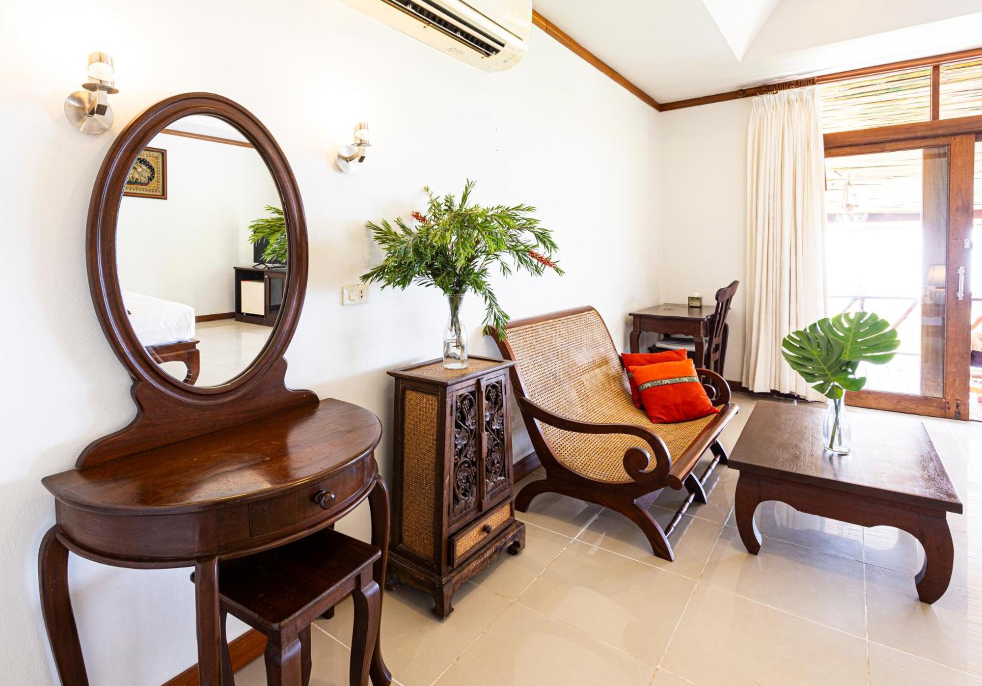 Lipa Lodge Beach Resort Lipa Noi Extérieur photo