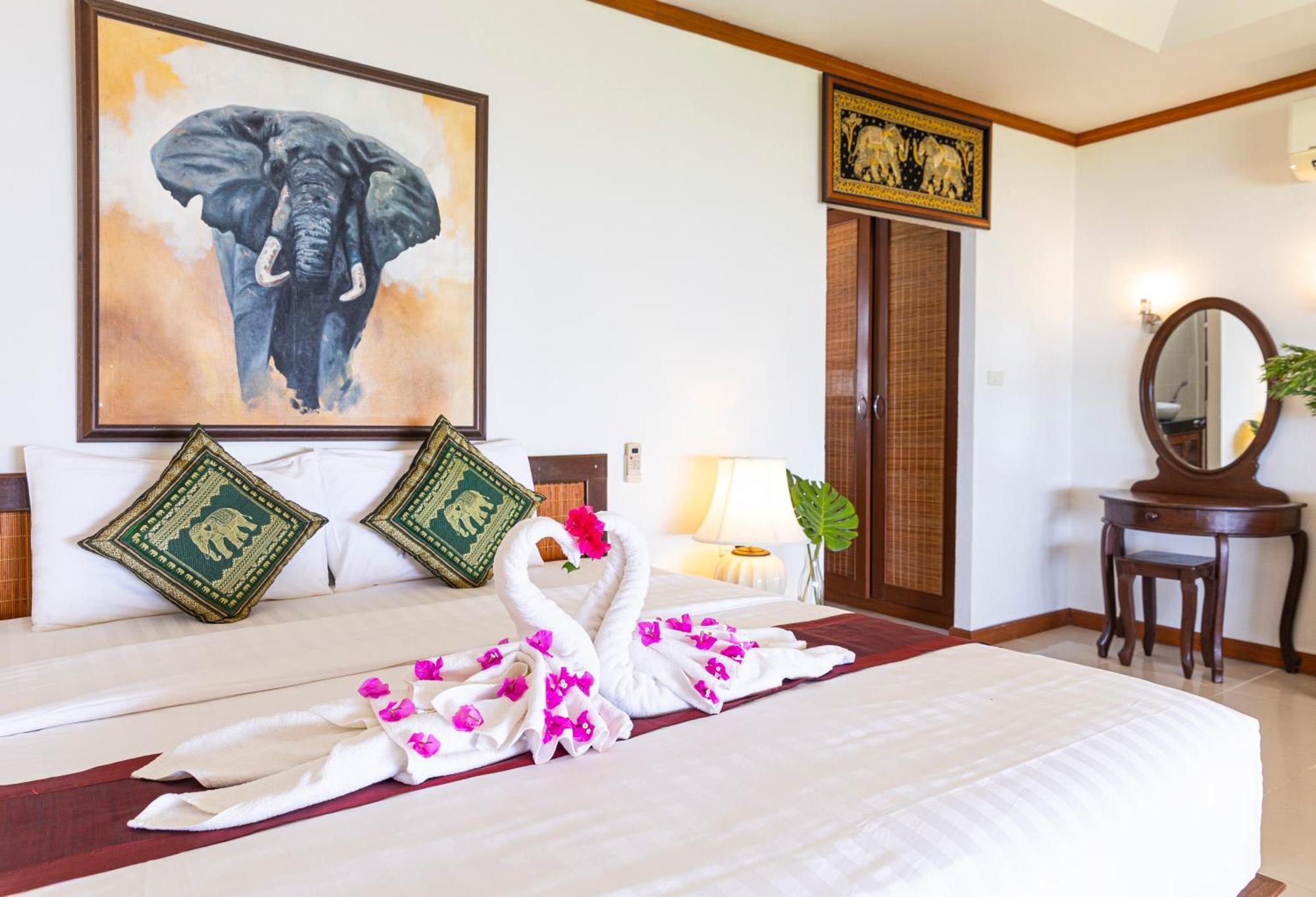Lipa Lodge Beach Resort Lipa Noi Extérieur photo